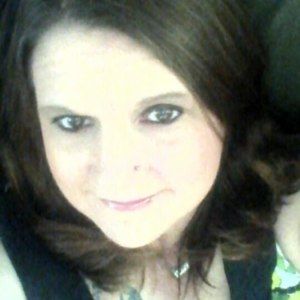 Meet your Posher, Mona